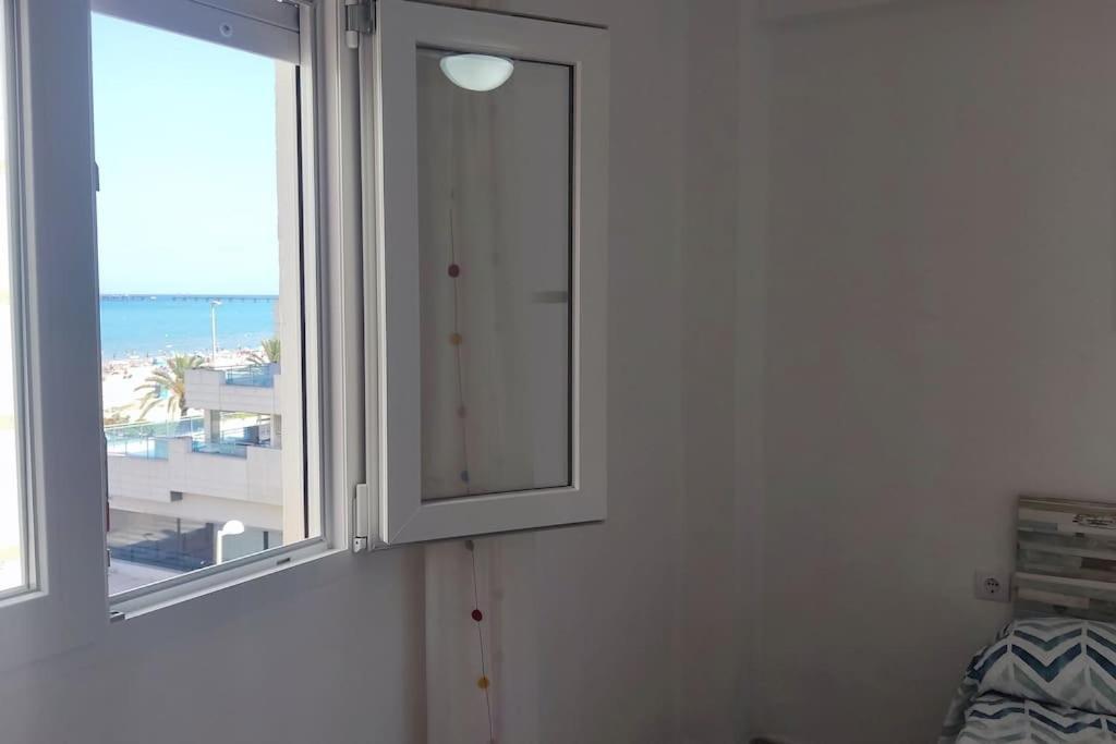Apartamento 20 Metros Playa Wifi Smart Tv Puerto de Sagunto Luaran gambar