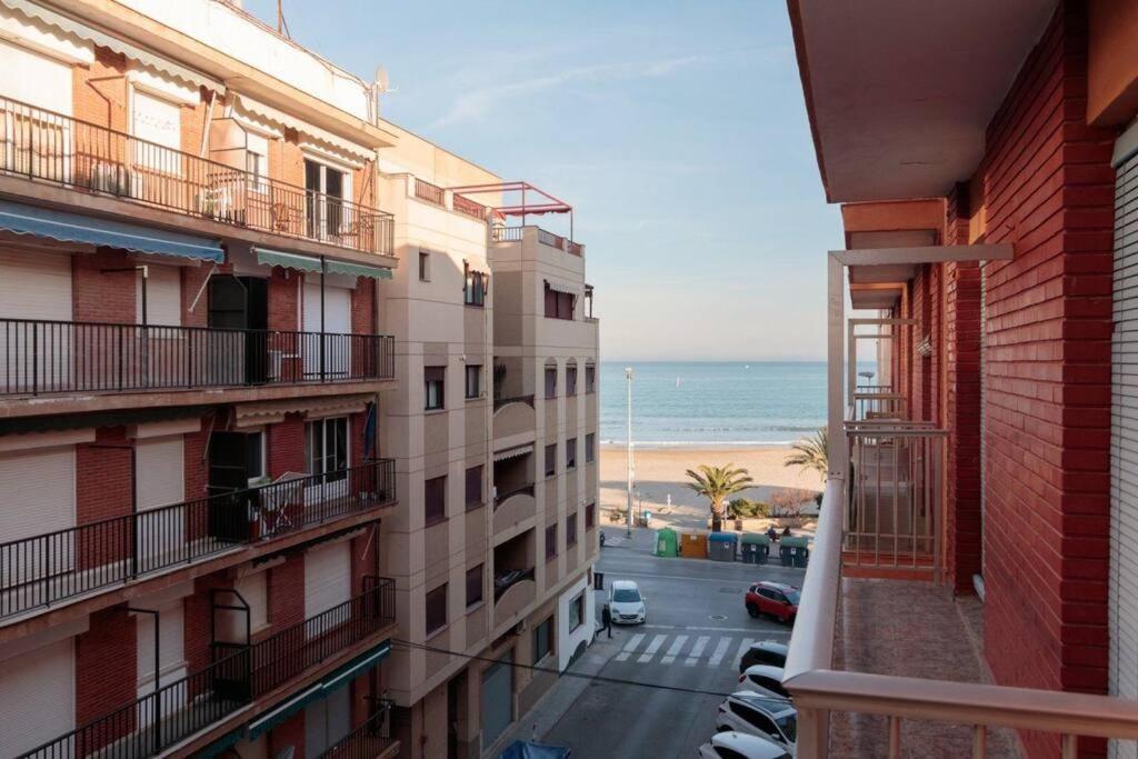 Apartamento 20 Metros Playa Wifi Smart Tv Puerto de Sagunto Luaran gambar